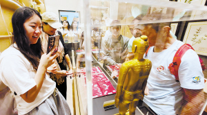 拔罐, 时表情轻松 拔罐, 时表情轻松