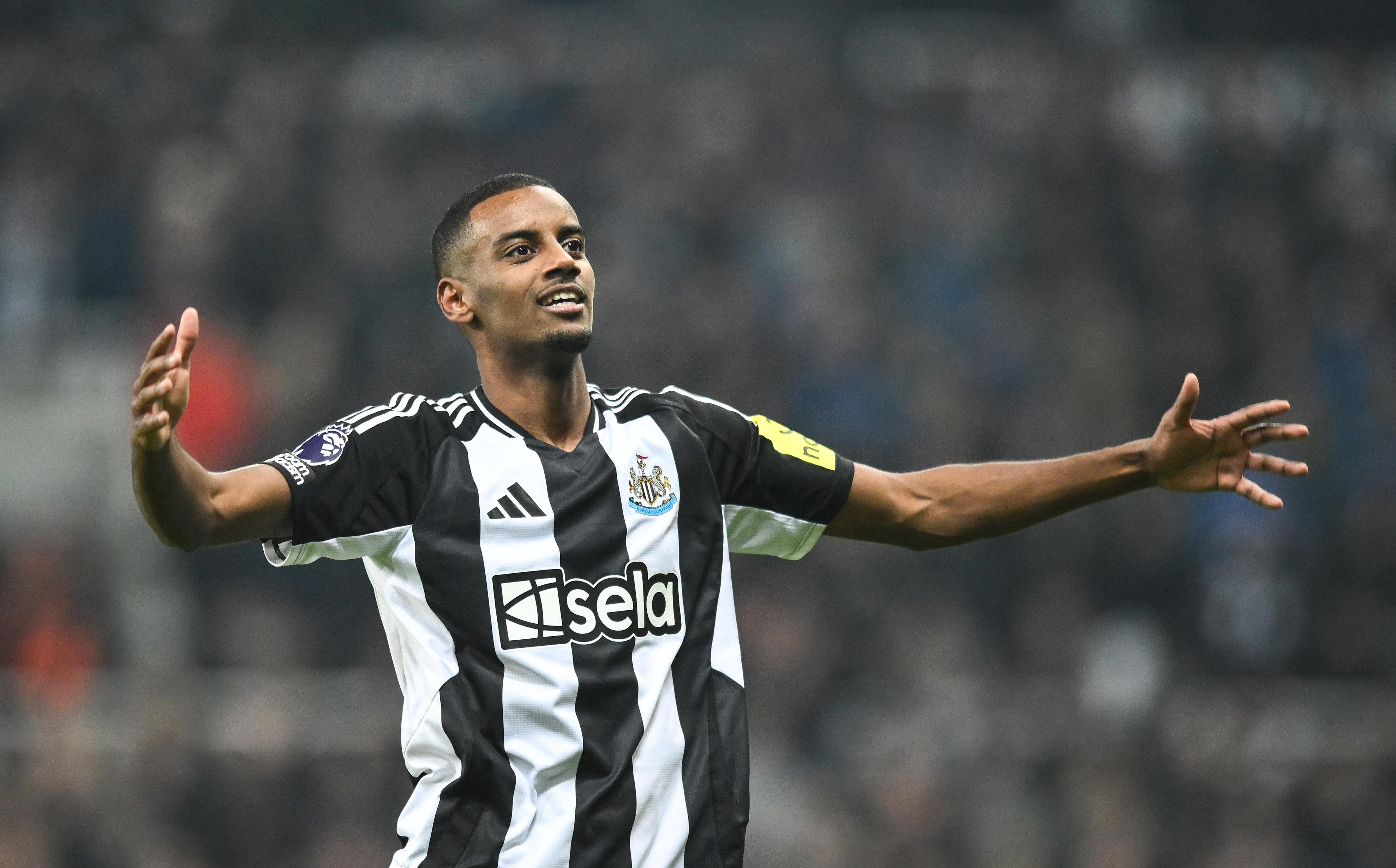 纽卡跟队记, 靠维萨和戈