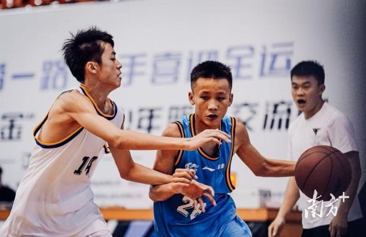 建专业, 文化交流赛