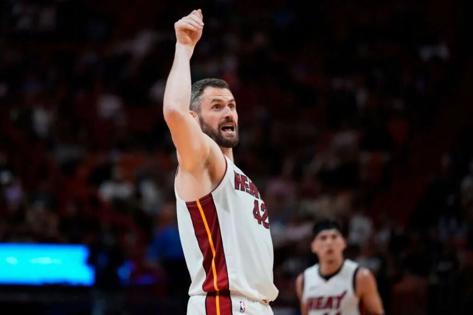 亿美元续约 亿美元续约