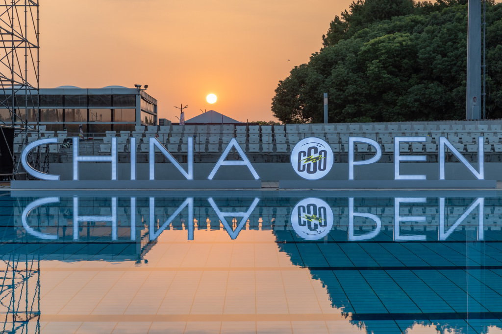 将为申城再, 格办赛水准