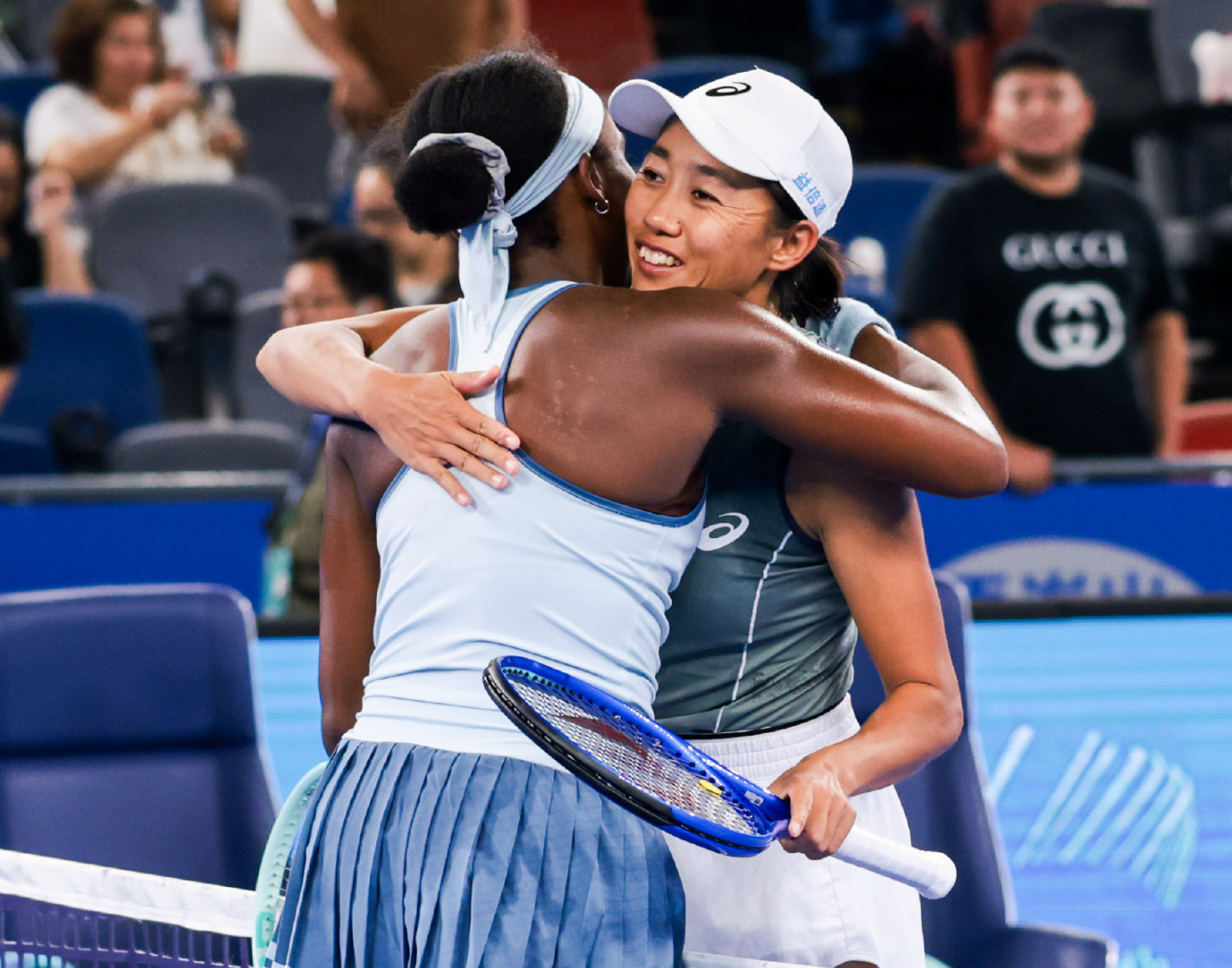 经历着风雨, http